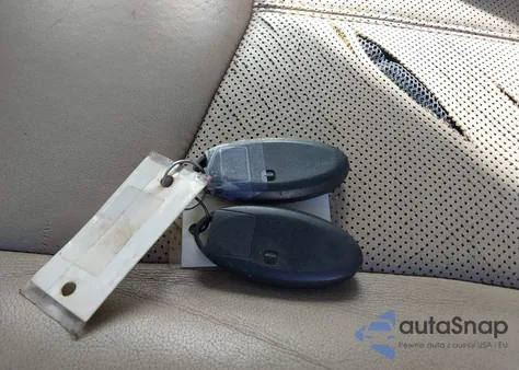 2013 Nissan Pathfinder Platinum z USA, uszkodzony, nr VIN 5N1AR2MM3DC639699